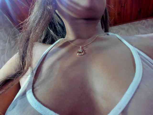 MadelineDollx webcam