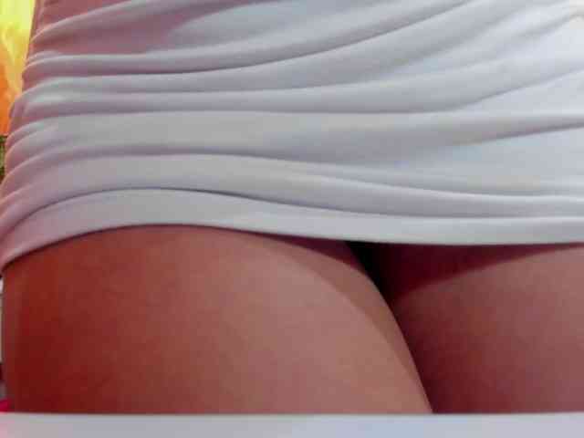 MadelineDollx webcam