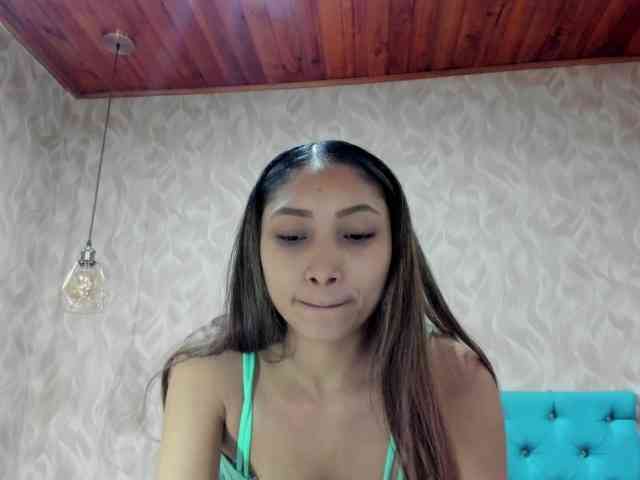 MadelineDollx's Sexcam