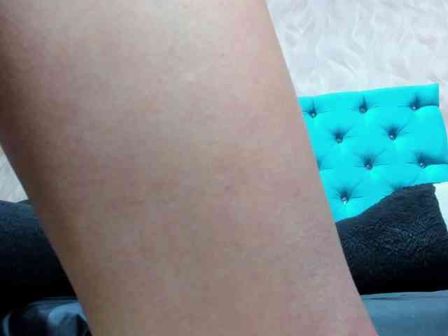 MadelineDollx webcam