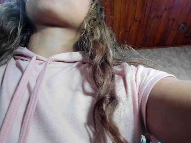 MadelineDollx webcam