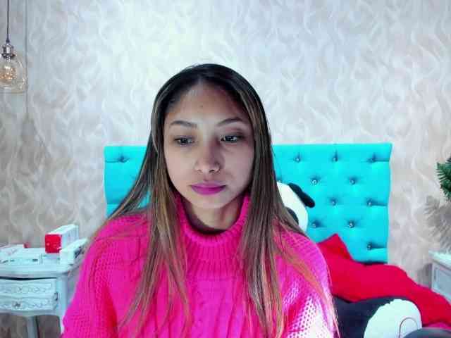 MadelineDollx webcam