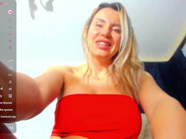StacyBabe's BongaCams show and profile