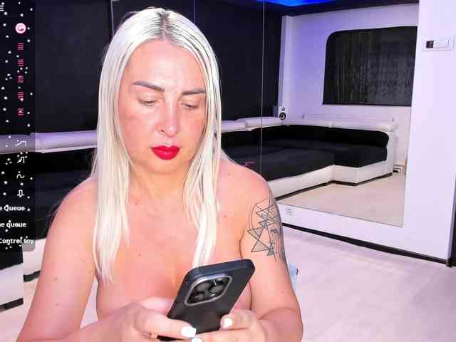 StacyBabe webcam