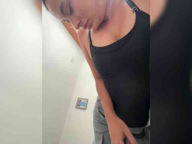 ashley-vega ashley-vega