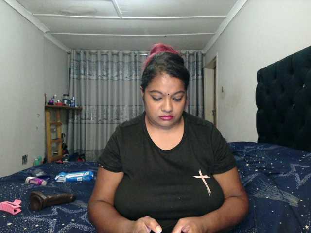 Indianmayaxoxo webcam