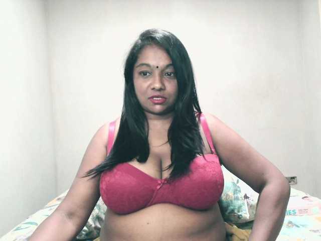 Indianmayaxoxo's BongaCams show and profile