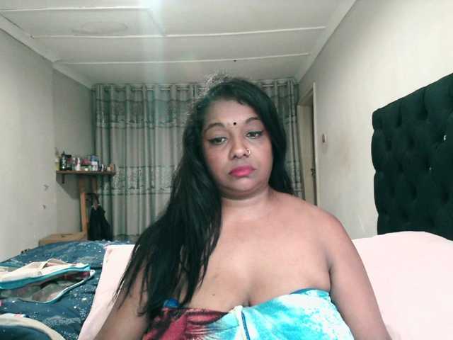 Indianmayaxoxo's BongaCams show and profile