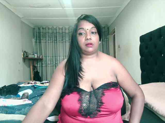 Indianmayaxoxo webcam