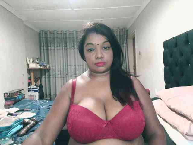 Indianmayaxoxo webcam