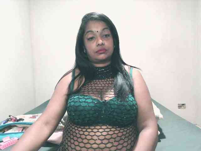 Indianmayaxoxo webcam