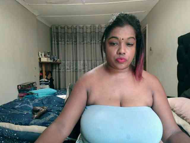 Indianmayaxoxo webcam