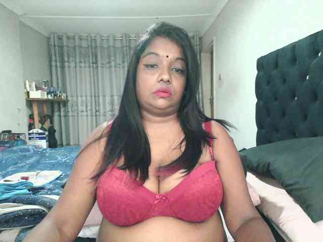 Indianmayaxoxo webcam