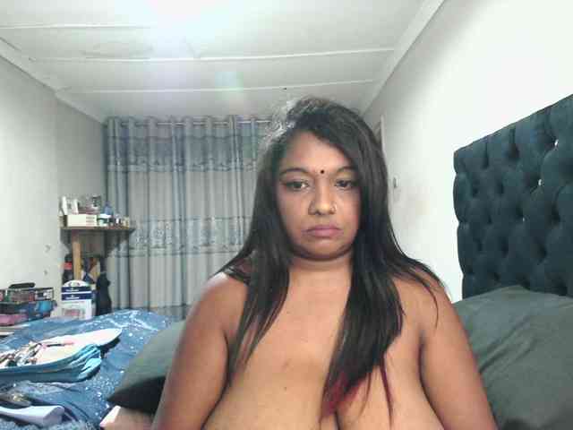 Indianmayaxoxo webcam