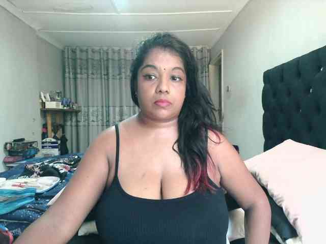 Indianmayaxoxo webcam