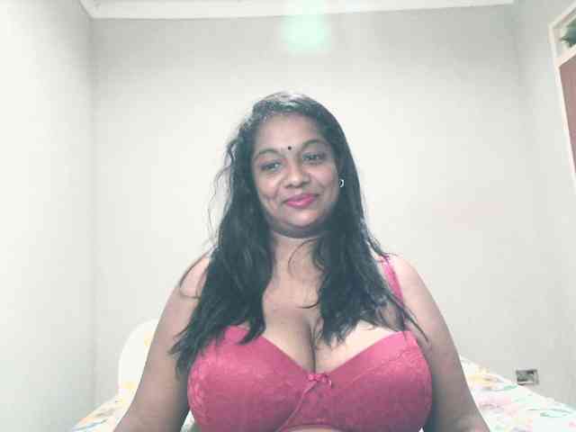 Indianmayaxoxo webcam