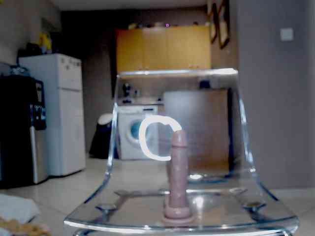 sweetdebbipie webcam