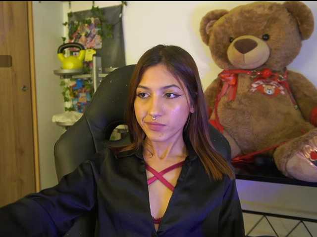  MissKorrah chat room