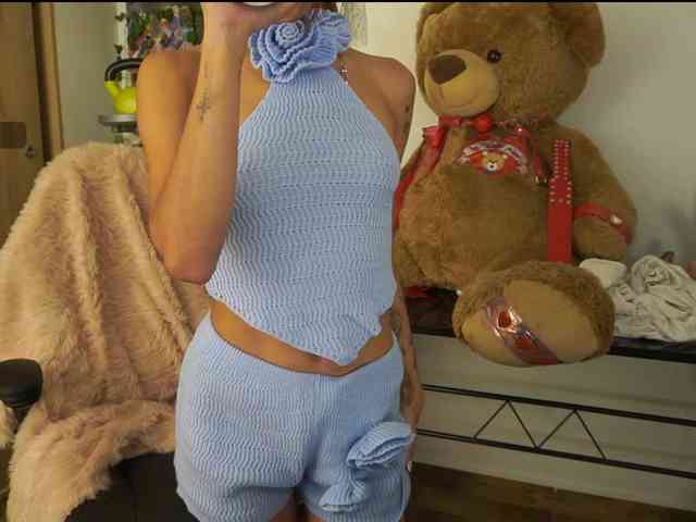 Littlegoddessx webcam