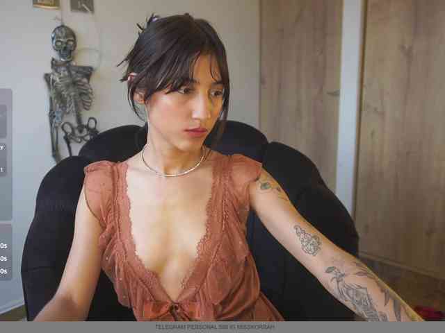 Littlegoddessx webcam