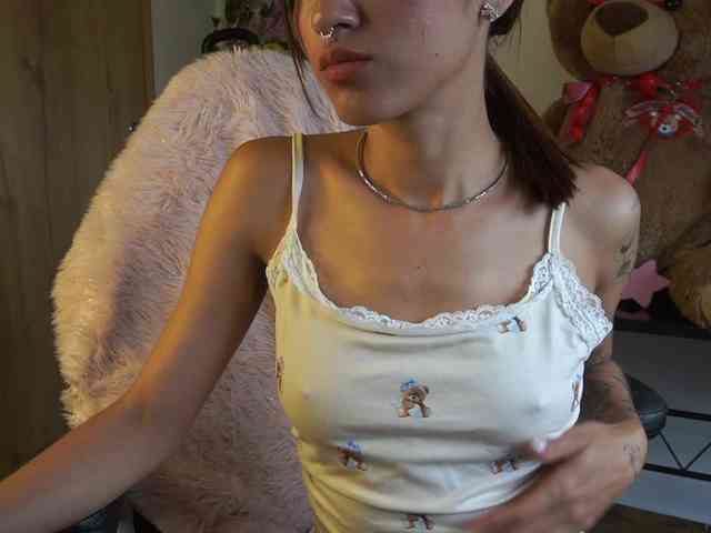 Littlegoddessx webcam