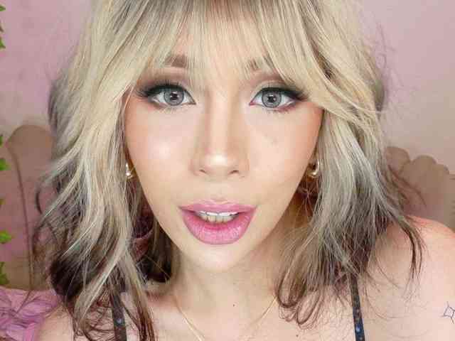 HaileyHendrix Live Webcam on BongaCams