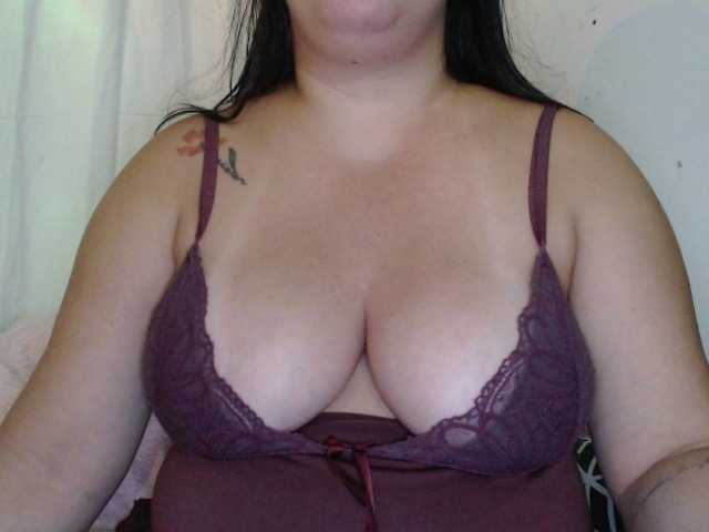 MiaSecret from BongaCams