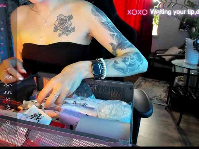 nude webcam chat room K-A-T-A-N-A