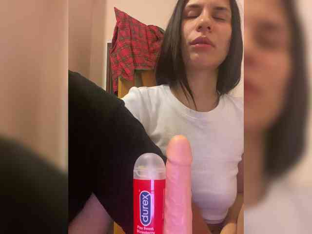 nude chat AdelyaVlad