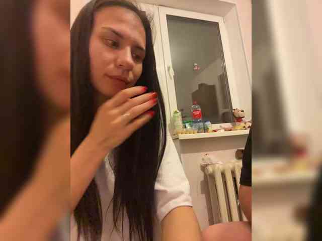 AdelyaVlad webcam