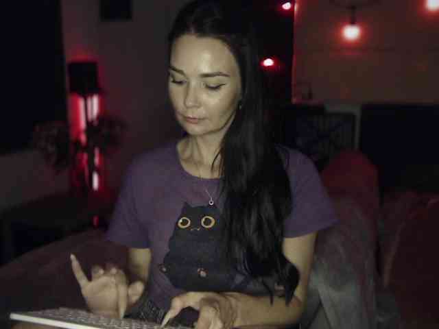 Altushka007 webcam