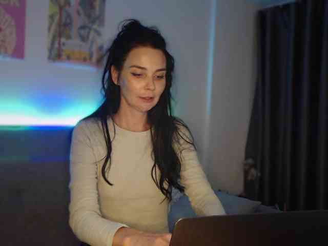 Altushka007 webcam