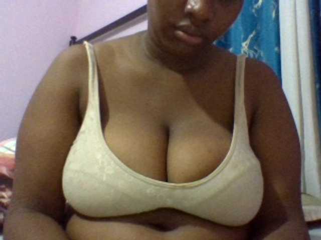  bigtits-girl chat room