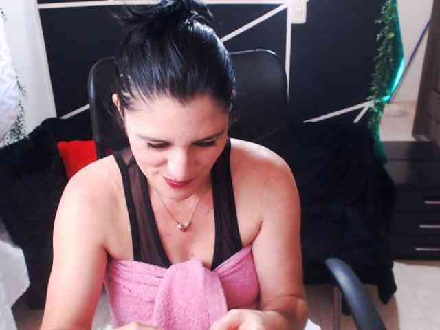 JIMENAMILFX webcam