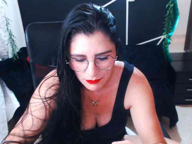 JIMENAMILFX webcam