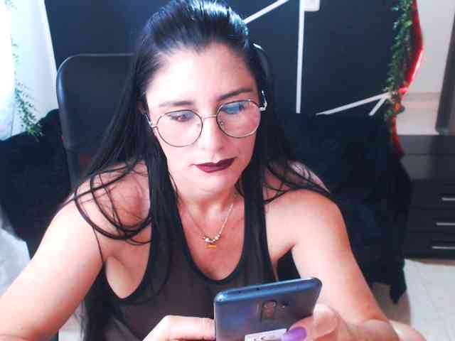 JIMENAMILFX webcam