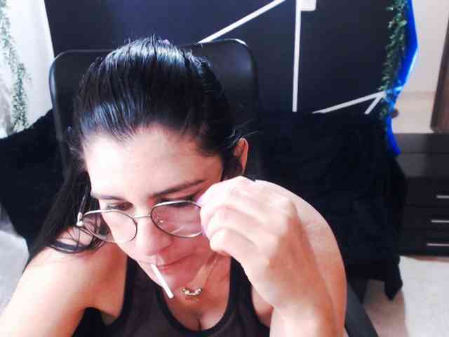 JIMENAMILFX webcam