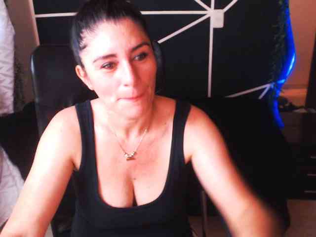 JIMENAMILFX webcam