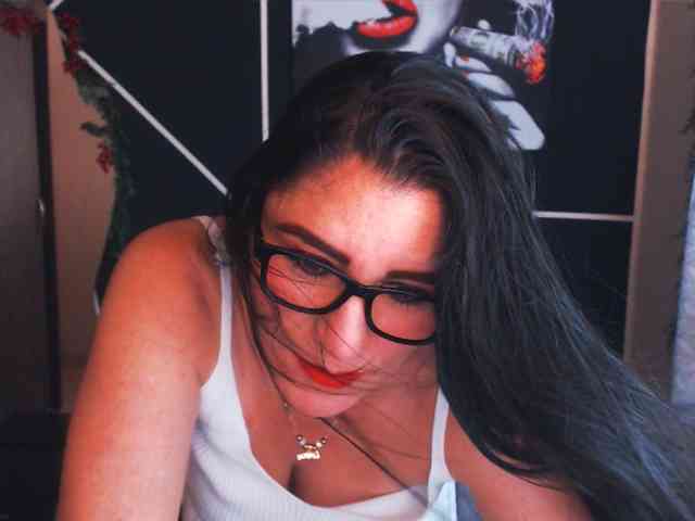 JIMENAMILFX webcam