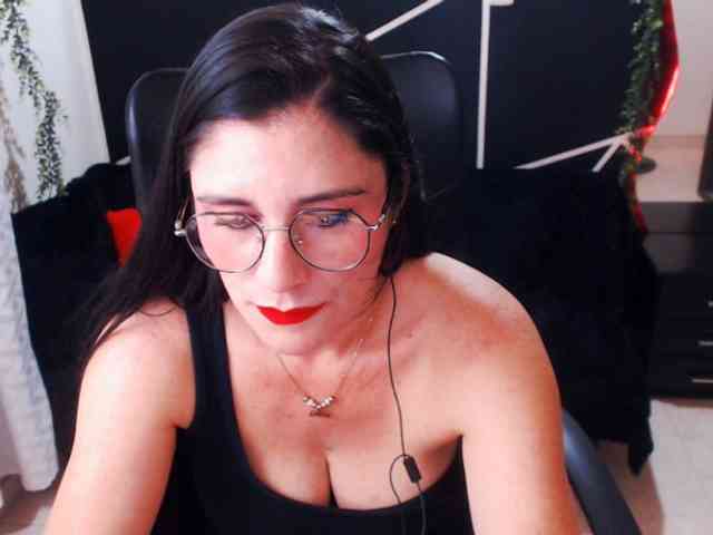 JIMENAMILFX webcam