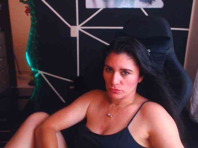 JIMENAMILFX webcam