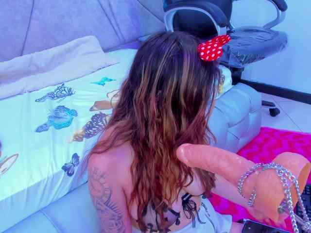 juliethawhite webcam
