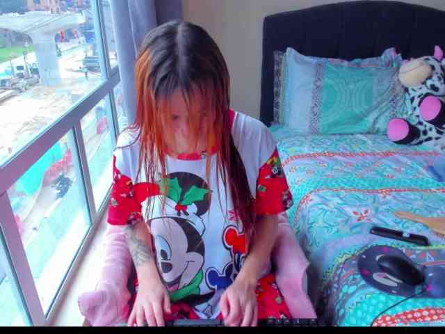 juliethawhite webcam