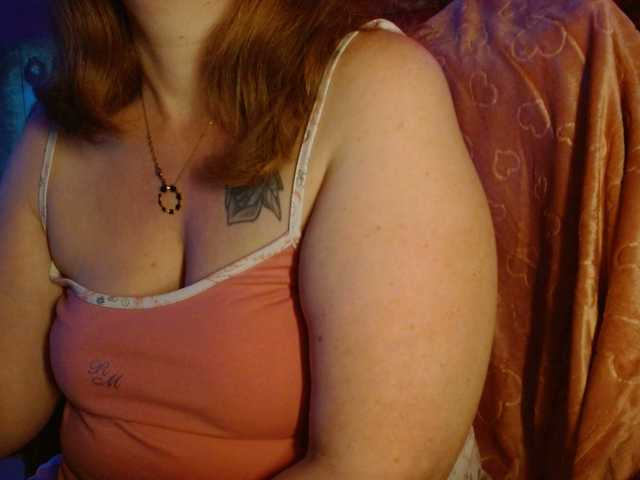 Petitoiseaucoquine's BongaCams show and profile