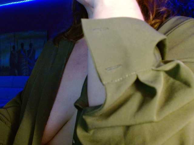 Petitoiseaucoquine's BongaCams show and profile