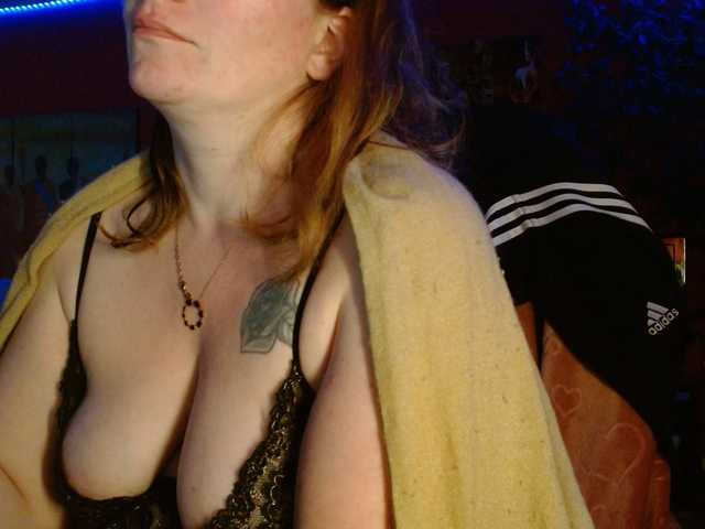 Petitoiseaucoquine's BongaCams show and profile