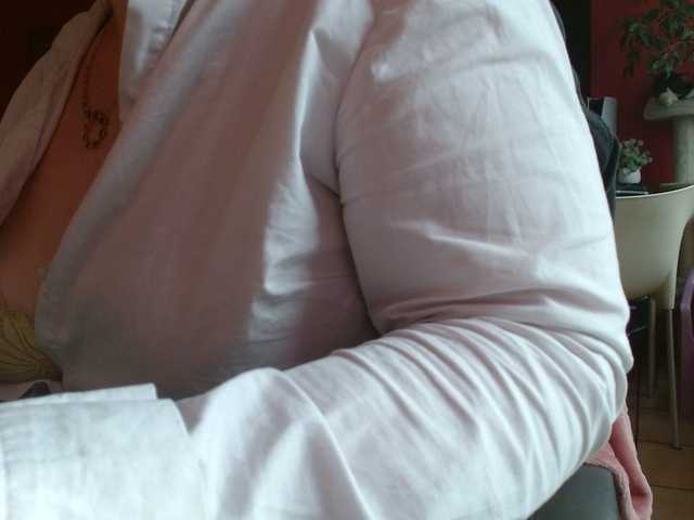 Petitoiseaucoquine's BongaCams show and profile