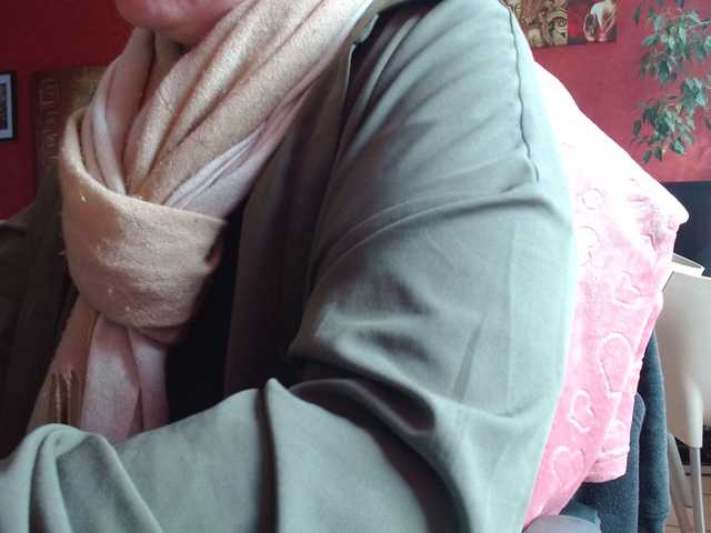 Petitoiseaucoquine's BongaCams show and profile