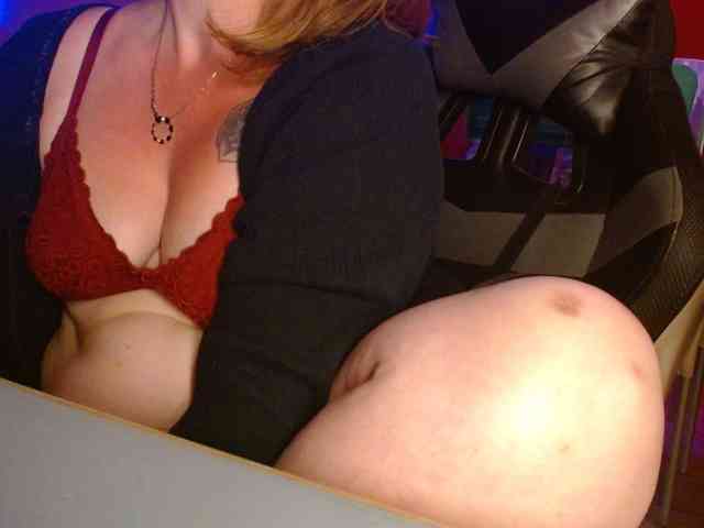 Petitoiseaucoquine webcam