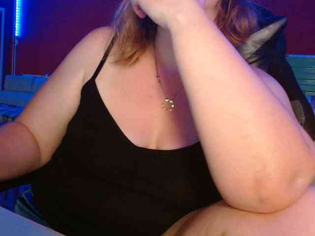 Petitoiseaucoquine webcam